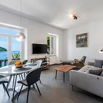 Located House 'porat' 度假居
