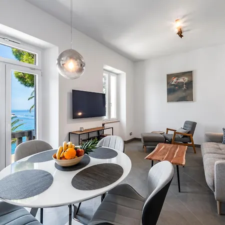 Located House 'porat' Tatil Evi *