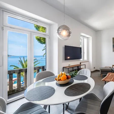 Located House 'porat' Holiday home *