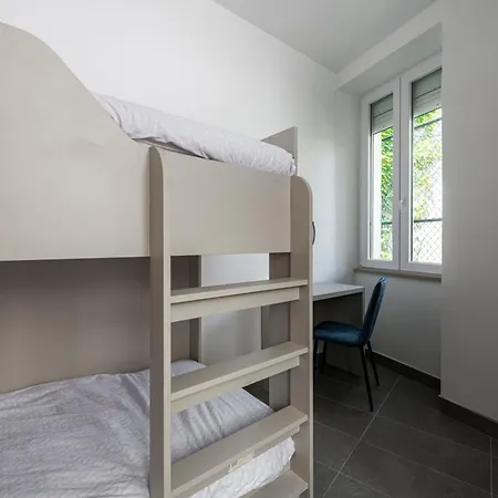 Semesterbostad Located House 'porat'