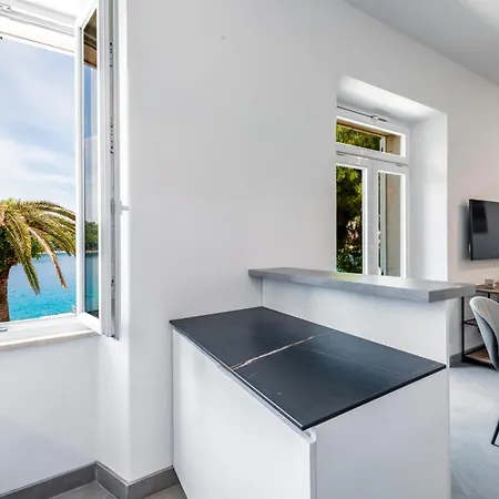 Located House 'porat'